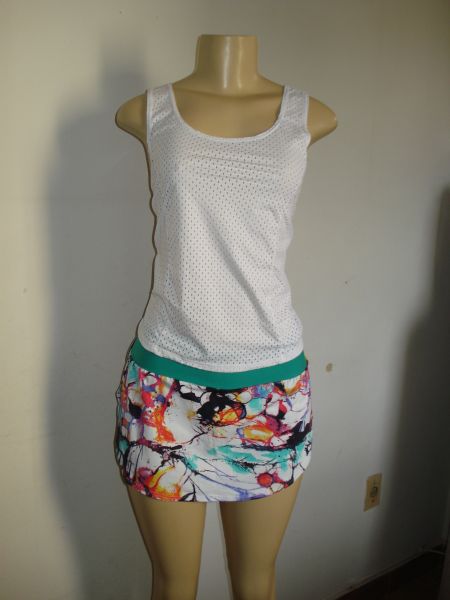 short com saia